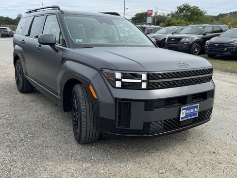 Used 2025 Hyundai Santa Fe Calligraphy image 5