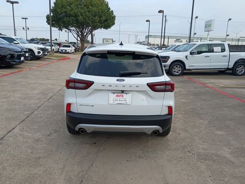Used 2025 Ford Escape Active image 10