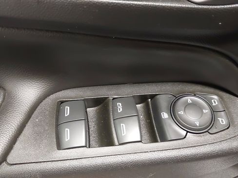 Used 2022 Chevrolet Equinox LT image 25