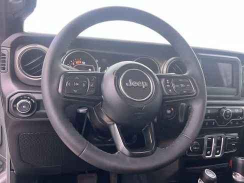 Used 2023 Jeep Wrangler Sport S image 17