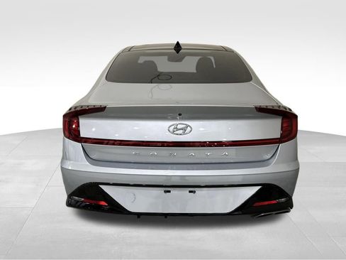 Used 2023 Hyundai Sonata SEL w/ Convenience Package FWD image 4