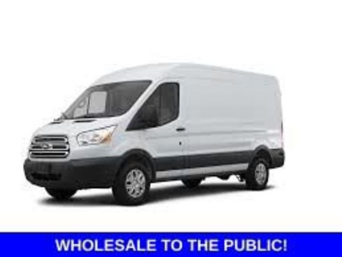 Used 2015 Ford Transit 250 130 Low Roof RWD image 1
