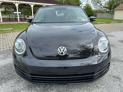 Used 2014 Volkswagen Beetle 2.5 FWD image 2