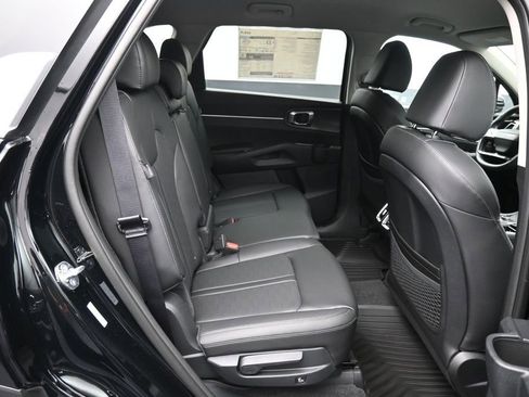 New 2026 Kia Sorento EX AWD/4WD image 25