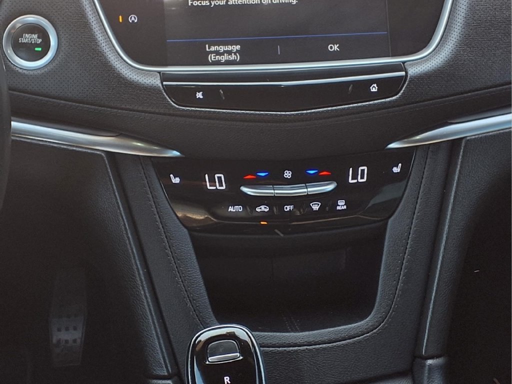Used 2023 Cadillac XT5 Luxury w/ LPO, Floor Liner Package FWD image 15
