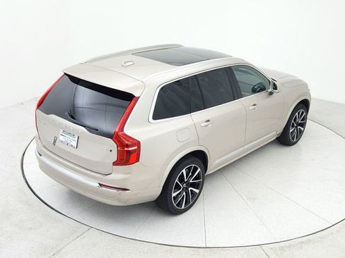New 2025 Volvo XC90 B6 Plus w/ Protection Package Premier image 14