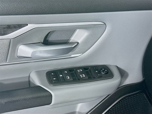 Used 2021 RAM 1500 Big Horn image 24