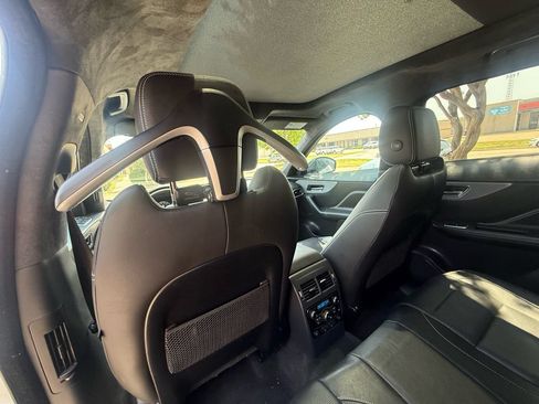 Used 2018 Jaguar F-PACE S AWD/4WD image 17