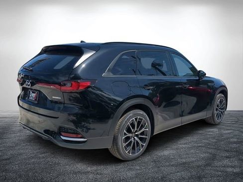 Used 2025 MAZDA CX-70 Plug-In Hybrid w/ Premium Plus image 3