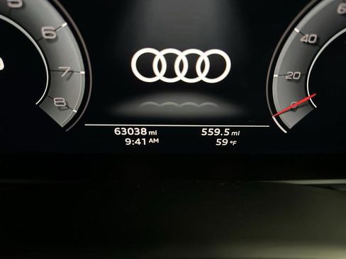 Used 2020 Audi Q8 Premium w/ Black Optic Package image 6