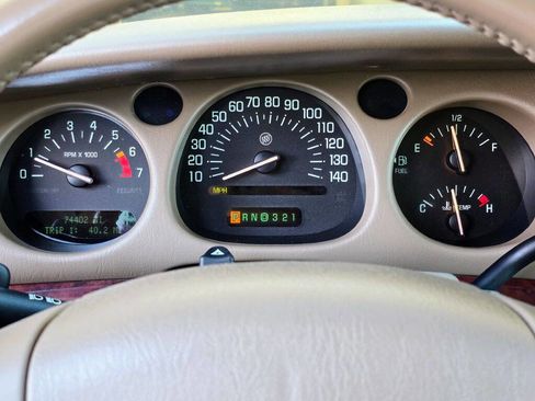 Used 2004 Buick Le Sabre Limited image 24