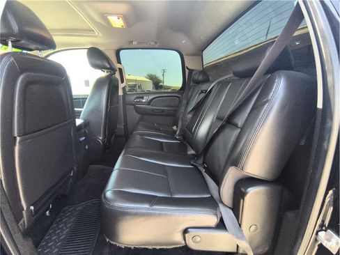 Used 2014 Chevrolet Silverado 2500 LTZ w/ LTZ Plus Package AWD/4WD image 10