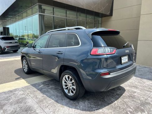 Used 2020 Jeep Cherokee Latitude Plus w/ Comfort/Convenience Group FWD image 9