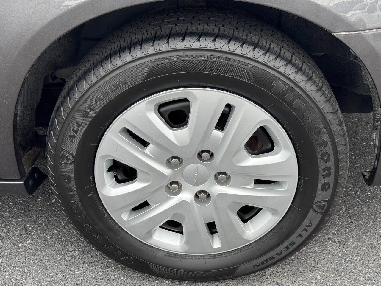 Used 2017 Dodge Grand Caravan SE FWD image 51