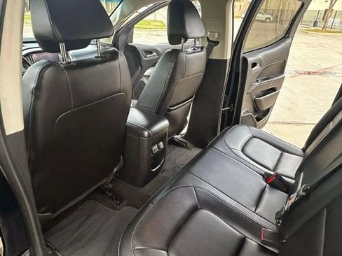 Used 2018 Chevrolet Colorado ZR2 image 18