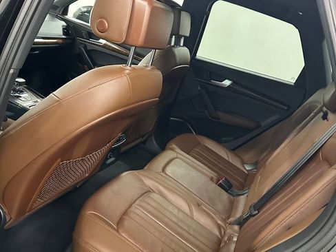 Used 2018 Audi Q5 2.0T Premium Plus w/ Premium Plus Package image 26