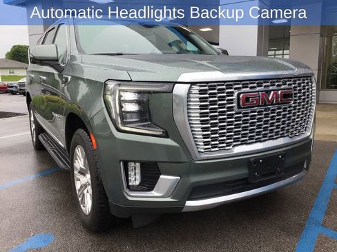 Used 2024 GMC Yukon Denali AWD/4WD image 3