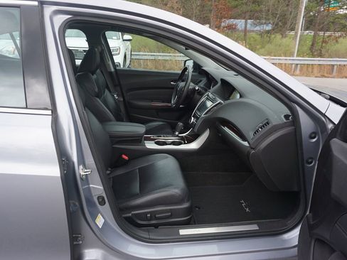 Used 2015 Acura TLX w/ Technology Package image 16