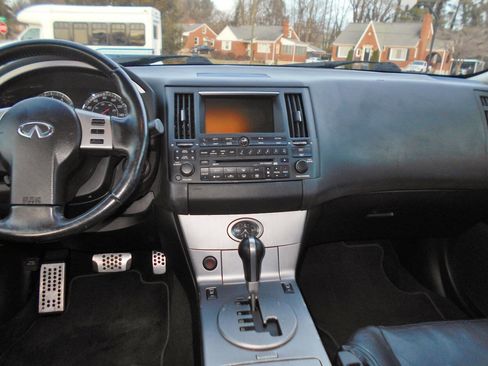 Used 2004 INFINITI FX45 AWD w/ Technology Pkg image 12