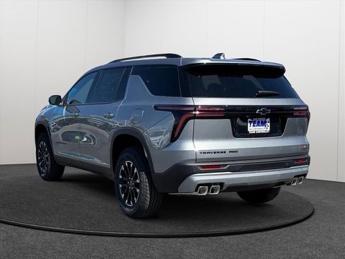 New 2026 Chevrolet Traverse Z71 w/ LPO, Floor Liner Package AWD/4WD image 4