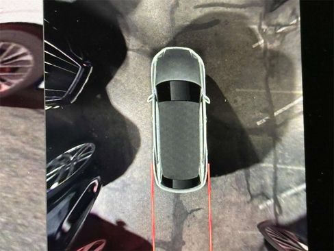 Used 2024 Audi SQ8 Premium Plus w/ S Sport Package image 30