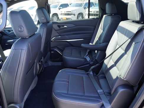 New 2026 Chevrolet Traverse High Country image 11