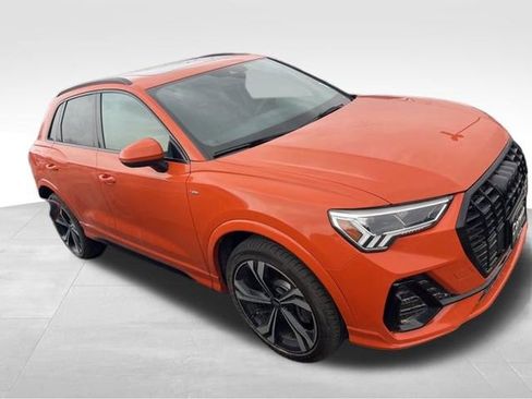 Used 2023 Audi Q3 2.0T Premium Plus w/ Premium Plus Package image 6