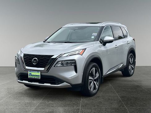 Used 2021 Nissan Rogue Platinum AWD/4WD image 3