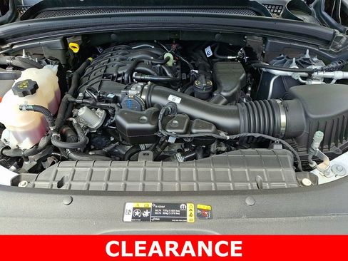 Used 2025 Jeep Grand Cherokee Laredo X w/ Luxury Tech Group I AWD/4WD image 27