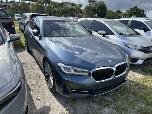 Used 2023 BMW 530i w/ Premium Package RWD image 1