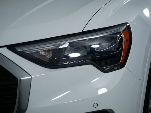 Used 2022 Audi Q3 2.0T Premium w/ Convenience Package image 11