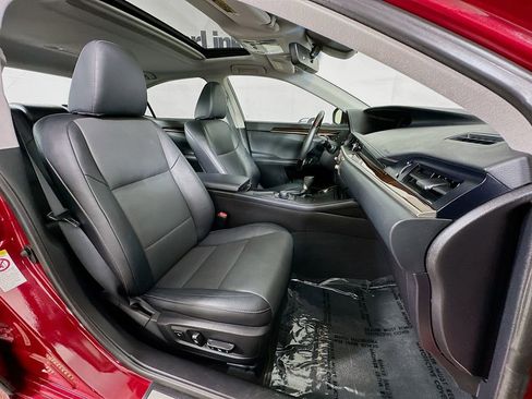 Used 2018 Lexus ES 350 w/ Premier Package FWD image 34