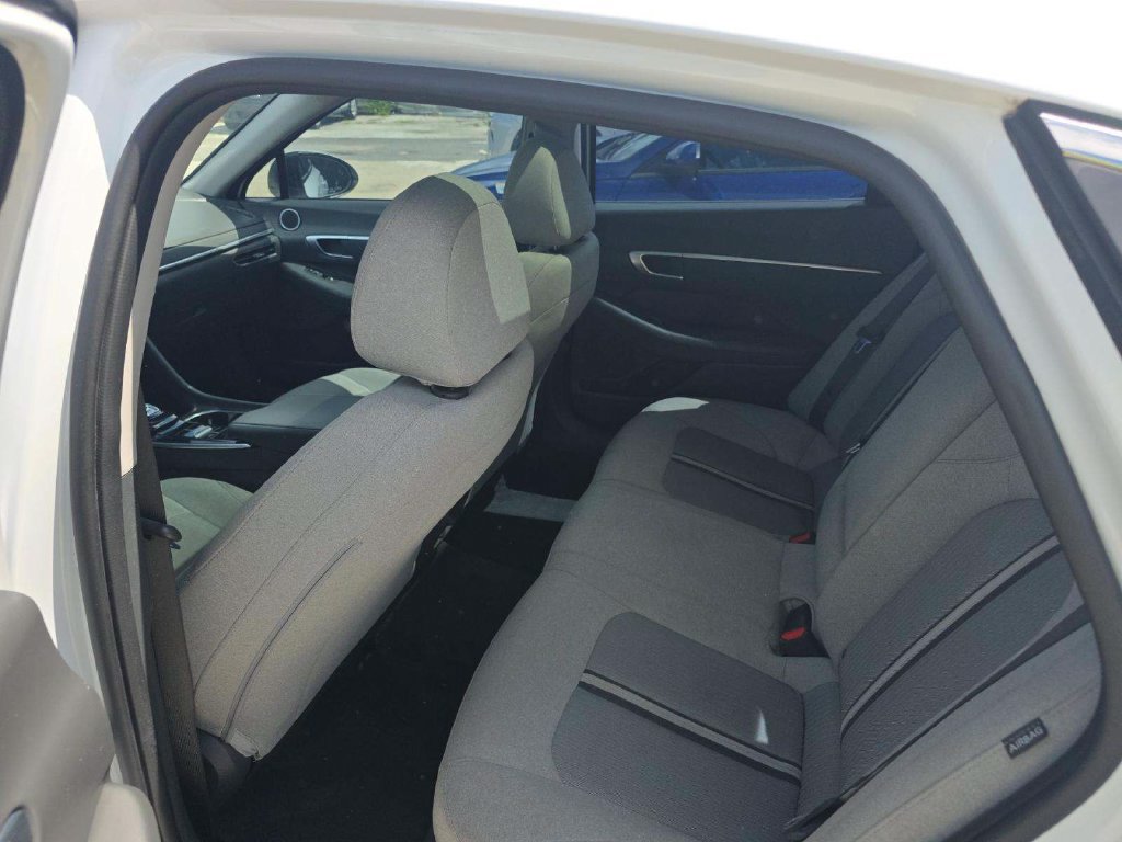 Used 2020 Hyundai Sonata SEL w/ Convenience + Sunroof Package FWD image 8