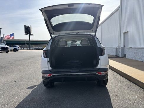 Used 2023 Hyundai Tucson SEL w/ Convenience Package image 17