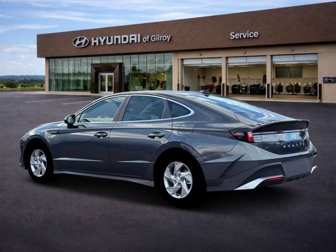 New 2026 Hyundai Sonata SE FWD image 4