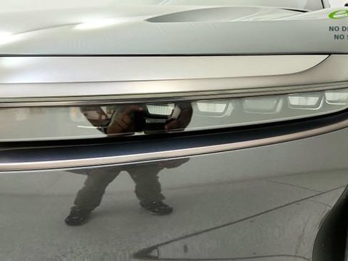 Used 2024 Lucid Air Touring AWD/4WD image 24