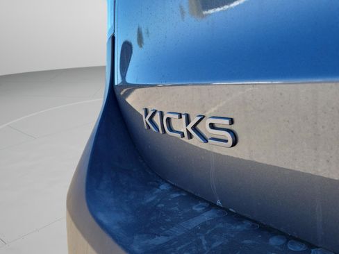 New 2026 Nissan Kicks SV image 7