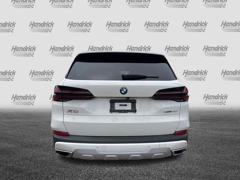 Used 2024 BMW X5 sDrive40i w/ Premium Package RWD image 9