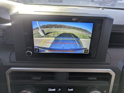 Used 2025 Toyota Tacoma SR image 37