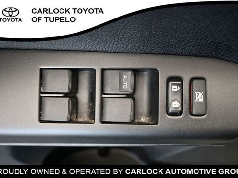 Used 2018 Toyota RAV4 XLE w/ Plus Extra Value Package FWD image 26