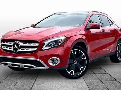 Certified 2019 Mercedes-Benz GLA 250 4MATIC image 4