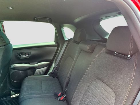 Used 2024 Honda HR-V Sport image 21