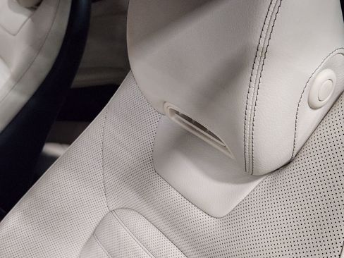 Used 2020 Mercedes-Benz C 300 Cabriolet image 30