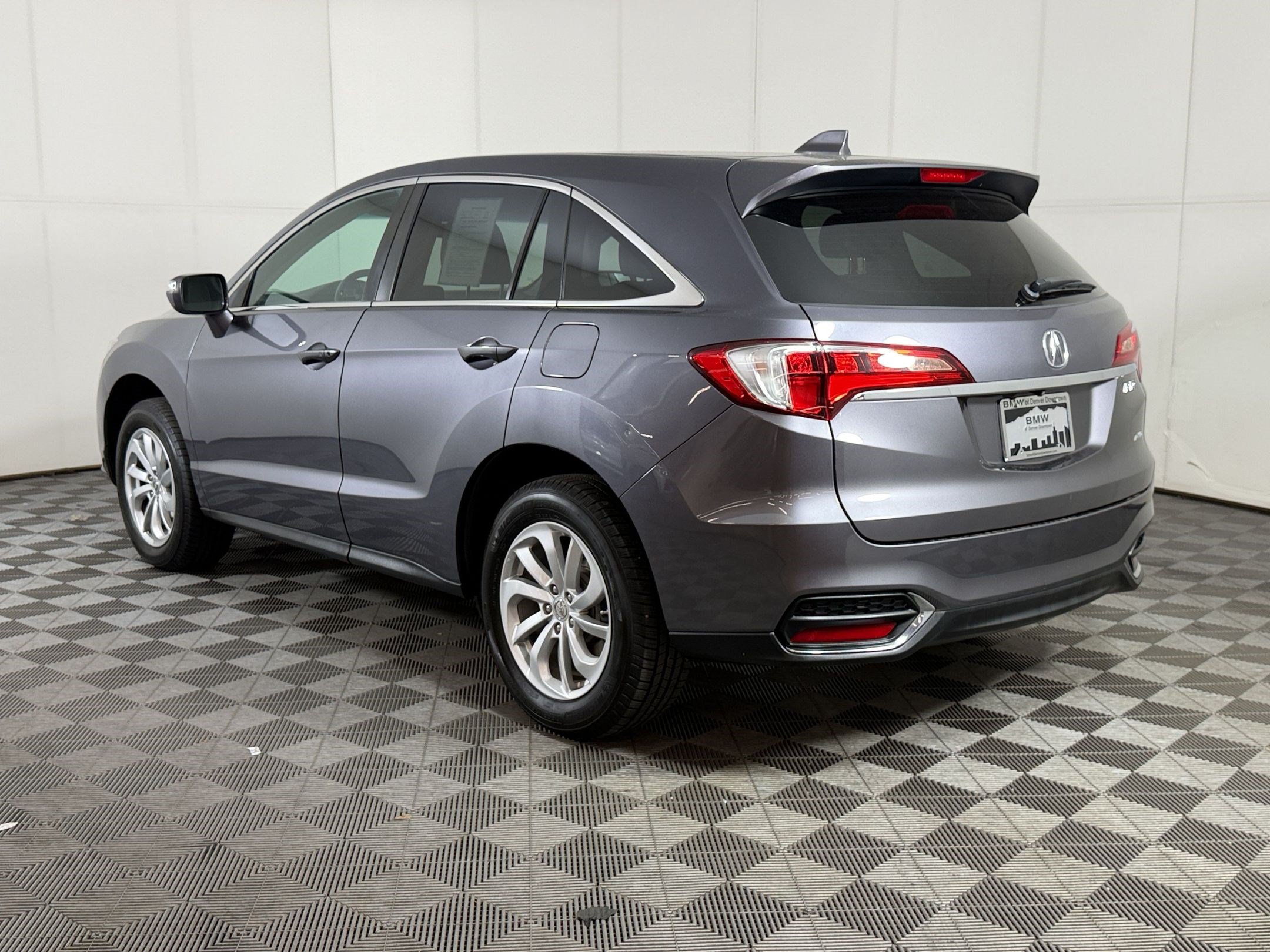 Used 2018 Acura RDX AWD image 3