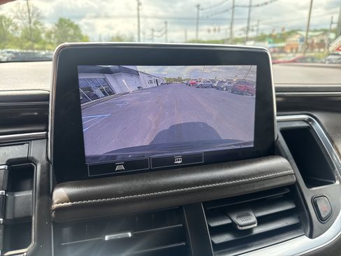 Used 2021 GMC Yukon XL SLE AWD/4WD image 27