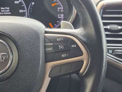 Used 2016 Jeep Grand Cherokee Laredo w/ Quick Order Package 23E AWD/4WD image 19