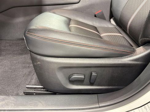 Used 2025 Nissan Altima 2.5 SR FWD image 14