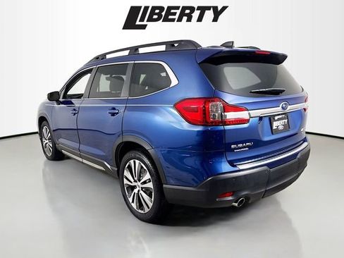 Used 2022 Subaru Ascent Limited w/ Technology Package image 5