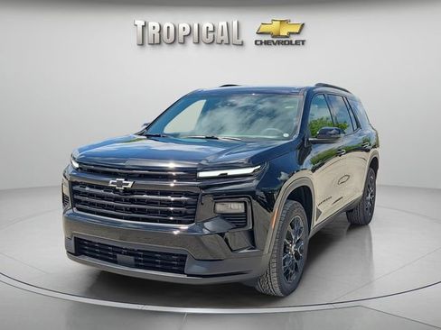 New 2026 Chevrolet Traverse LT image 1