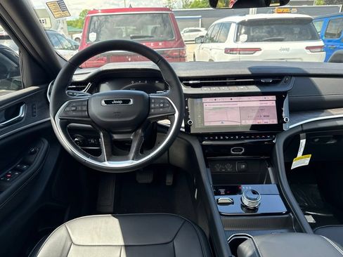 New 2026 Jeep Grand Cherokee Limited AWD/4WD image 19